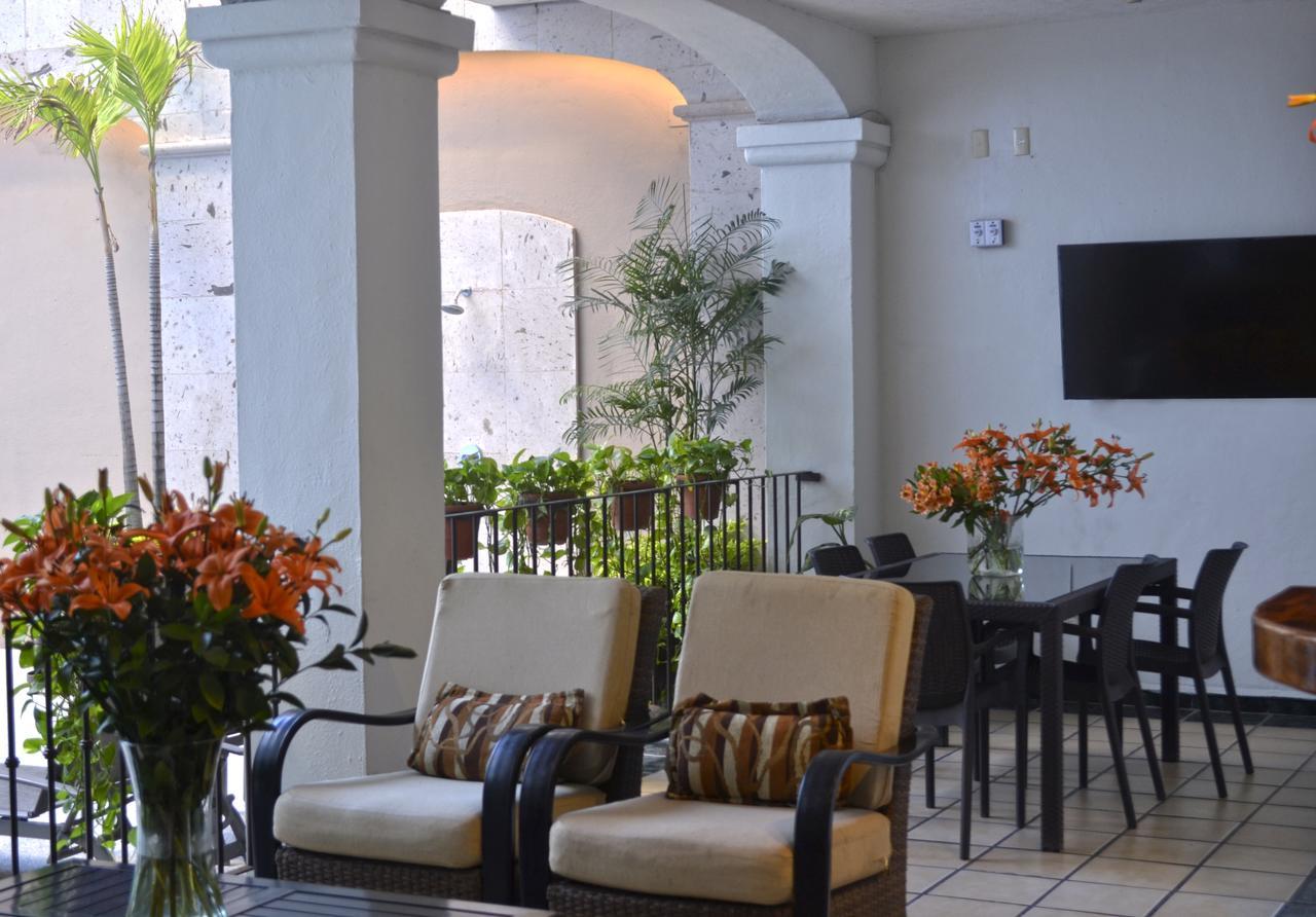 Hotel Eloisa Puerto Vallarta Exteriör bild